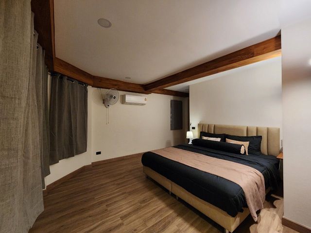 place photo 76