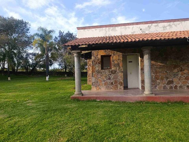 place photo 43
