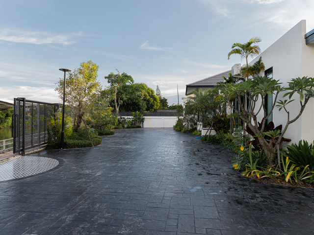 place photo 38