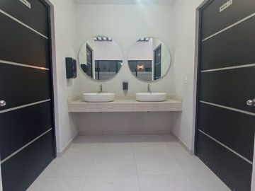 place photo 34
