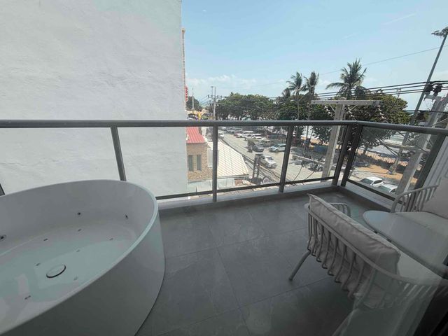place photo 37