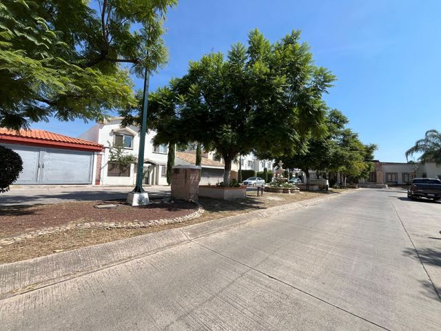 place photo 40