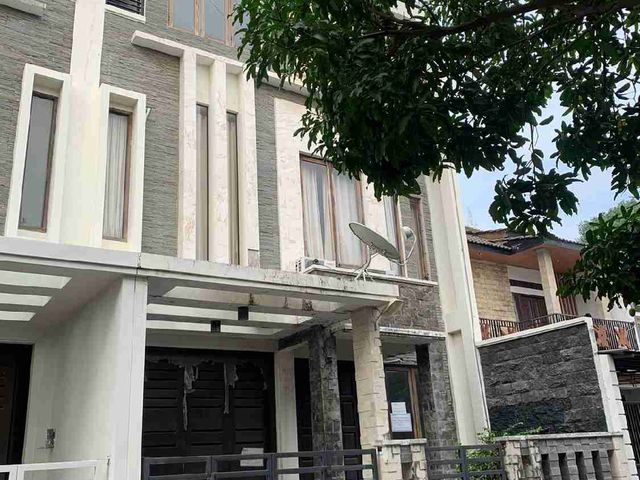 Rumah Gresik*👑
📍 *Bukit Randu Agung*