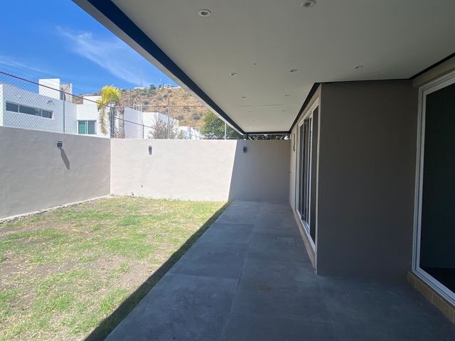 place photo 43