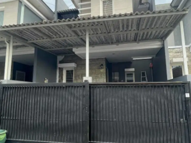 JUAL DAN SEWA RUMAH SIAP HUNI 2 LANTAI DI LEBAK TIMUR KENJERAN DEKAT MERR KALIJUDAN