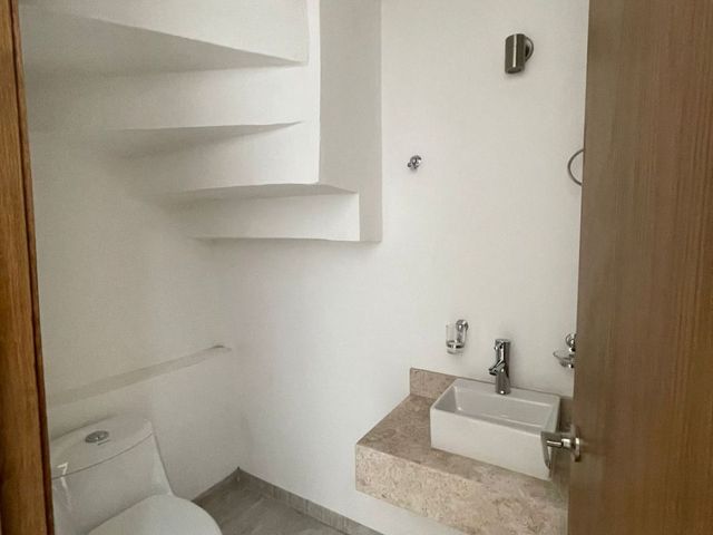 place photo 23