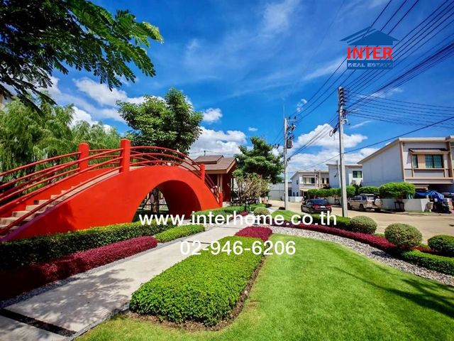 place photo 18