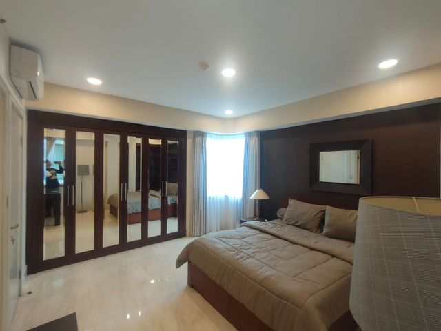 Apartemen 3BR Sudirman Tower Condominium Furnis bagus n1102