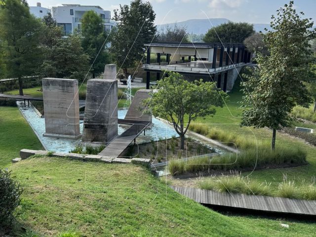 place photo 48