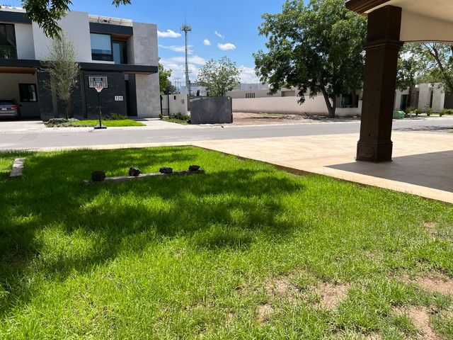 place photo 49
