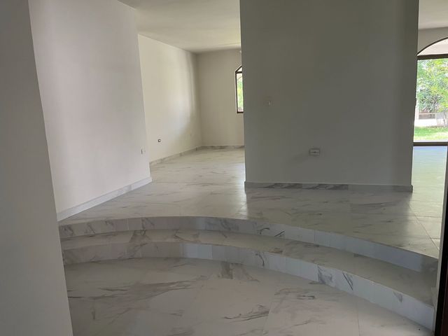 place photo 52