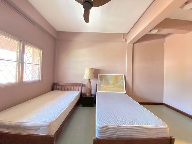 place photo 75