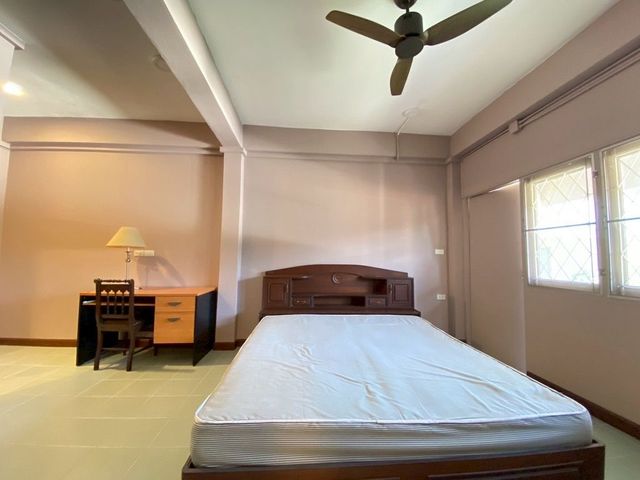 place photo 81