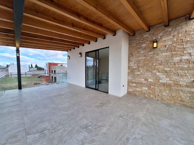place photo 43