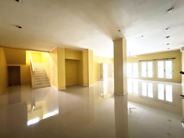 place photo 40