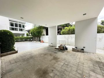place photo 54