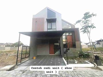 rumah 2lantai Mewah Cluster istimewa di colomadu satpam 24jam dekat kota solo