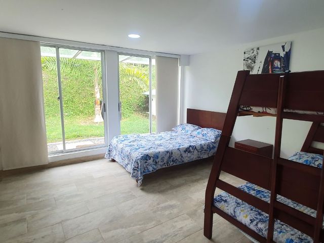 place photo 60