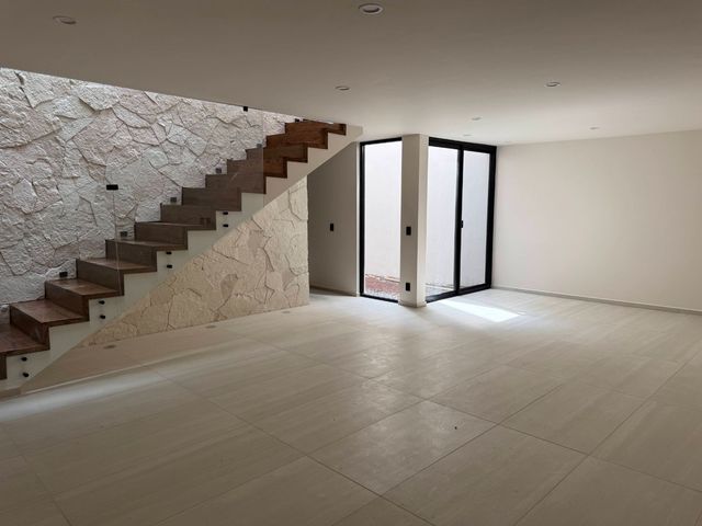 place photo 53