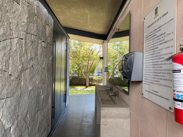 place photo 33