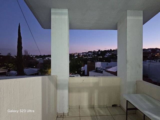 place photo 34