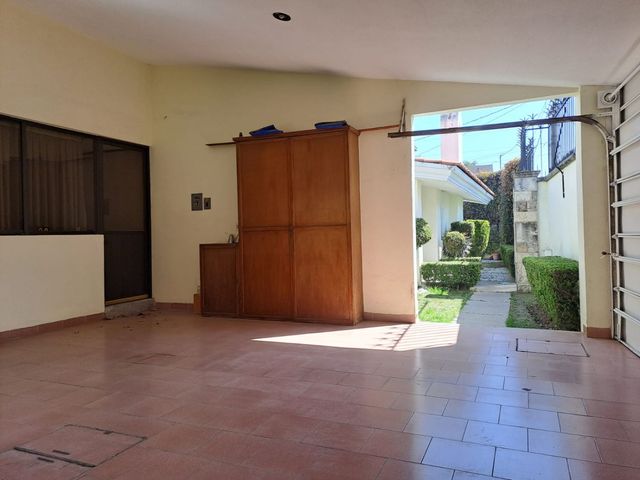place photo 50