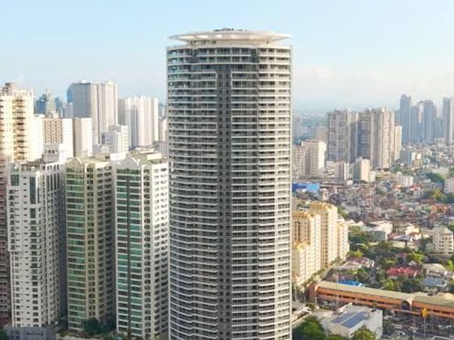FOR SALE! 2 Bedrooms in Shang Residence Wack Wack Srwww Sharingla , Mandaluyong City