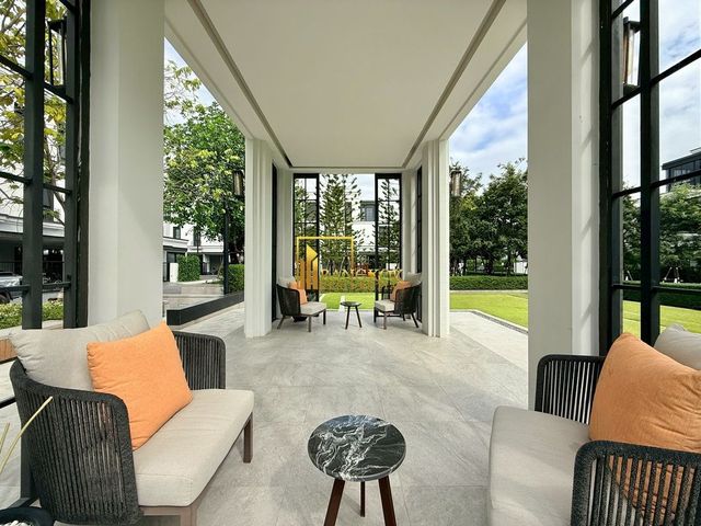 place photo 61