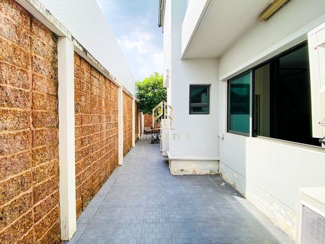 place photo 40