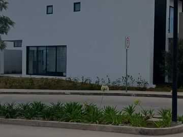 place photo 95