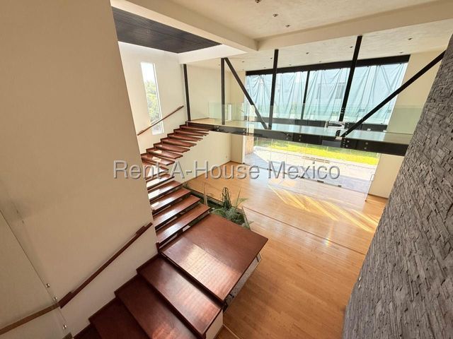 place photo 45
