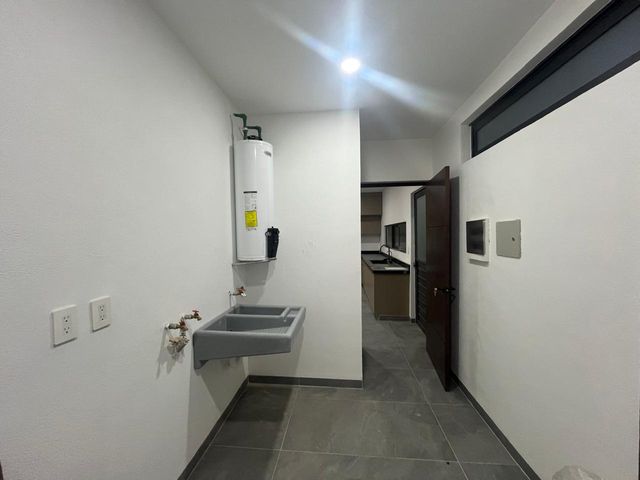 place photo 43