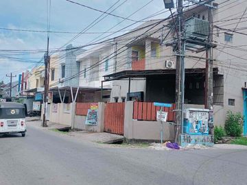 DIJUAL RUMAH DAENG TATA MAKASSAR LOKASI STRATEGIS COCOK TINGGAL DAN USAHA