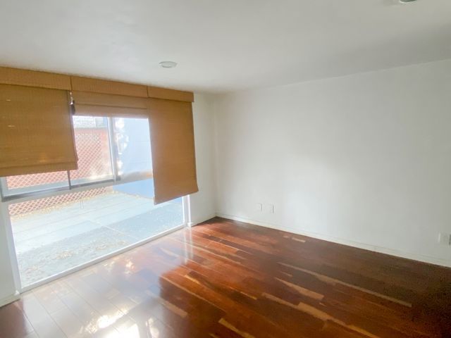 place photo 56