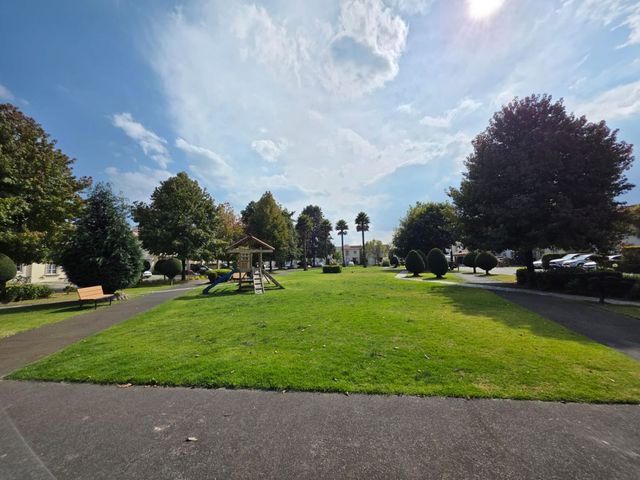 place photo 30