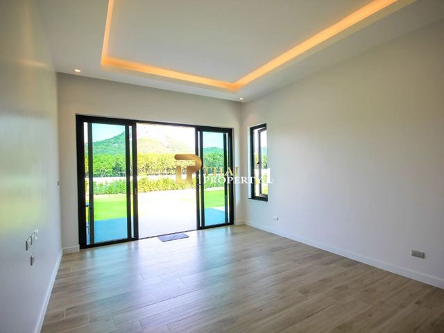 place photo 57
