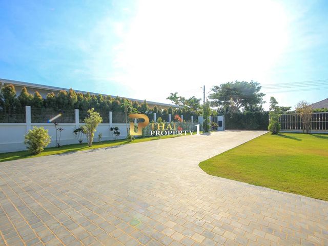 place photo 80