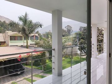 place photo 51
