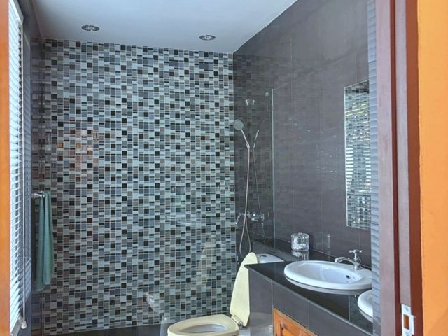 place photo 64