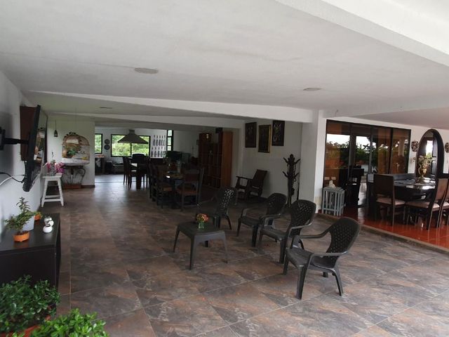 place photo 64