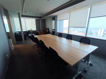 Jakarta Selatan - AC, Air, Hot water, Akses bagi penyandang disabilitas