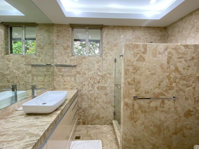 place photo 141