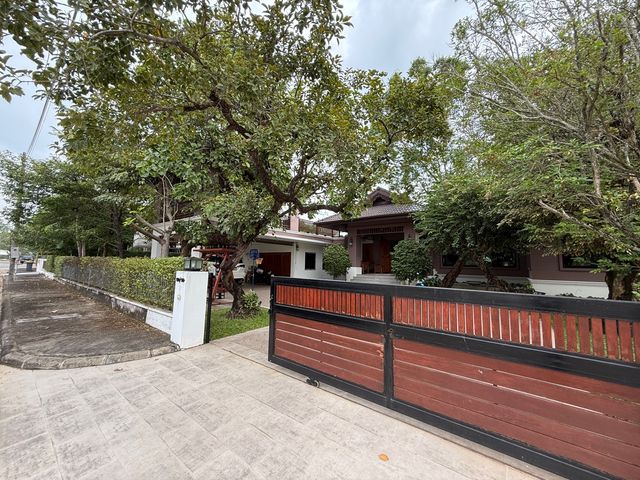 place photo 49