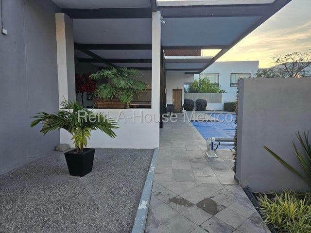 place photo 36