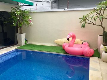 Villa dijual di Tibubeneng - AC, Kolam renang