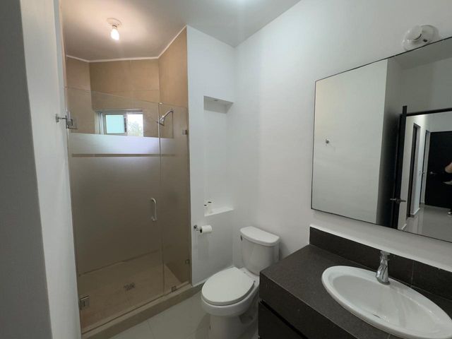 place photo 43