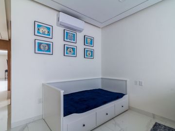 place photo 66
