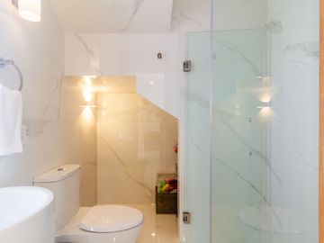 place photo 76