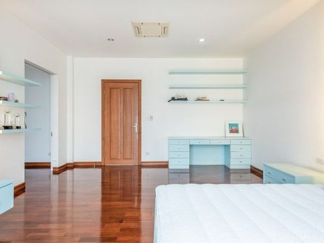 place photo 53