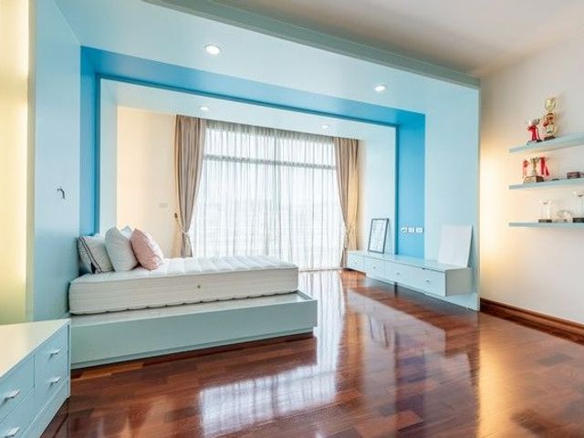 place photo 54